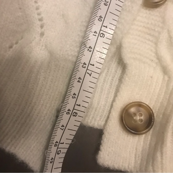 Dreamers by Debut Grandamacore Cardigan with Embroidered Flowers - Size Medium - Picture 13 of 14